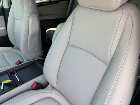 New 2026 Honda Odyssey EX-L image 13
