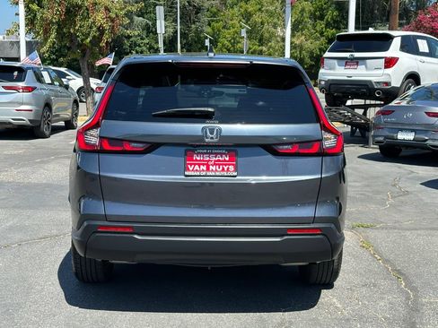 Used 2023 Honda CR-V EX image 6