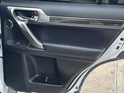 Used 2023 Lexus GX 460 Premium image 28