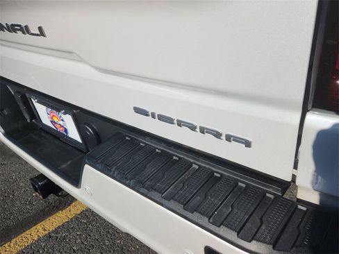 Used 2020 GMC Sierra 1500 Denali w/ Technology Package image 15