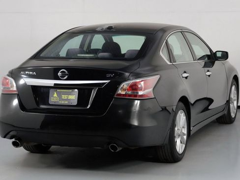 Used 2015 Nissan Altima 2.5 SV image 44