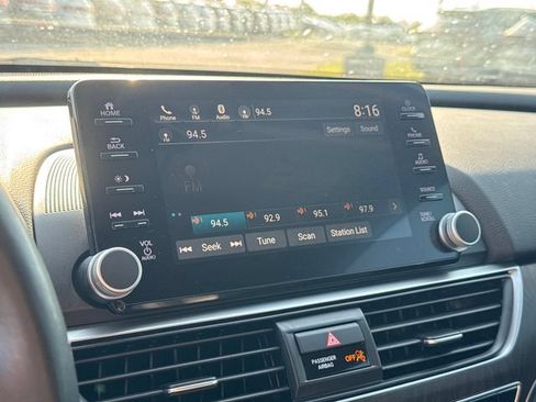 Used 2019 Honda Accord EX-L image 18