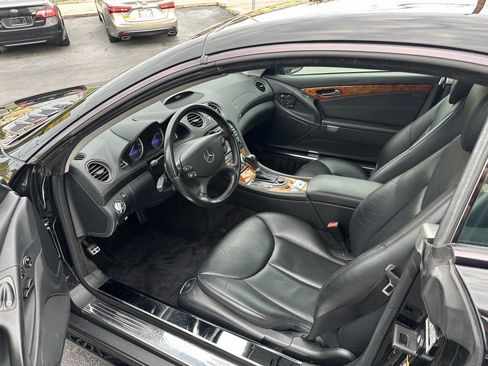 Used 2007 Mercedes-Benz SL 550 image 9