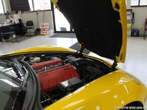 Used 2007 Chevrolet Corvette Z06 w/ Preferred Equipment Group image 36