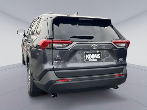 New 2025 Toyota RAV4 XLE image 4