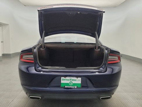 Used 2015 Dodge Charger SXT image 29