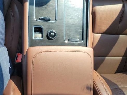 Certified 2025 Lincoln Aviator Reserve w/ Equipment Group 201A AWD/4WD image 43