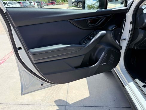 Used 2018 Subaru Crosstrek 2.0i Premium AWD/4WD image 10