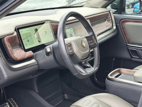 Used 2022 Rivian R1T Adventure image 8