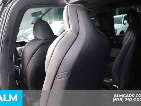 Used 2022 Tesla Model X Plaid image 19