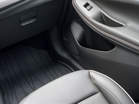 New 2026 Buick Encore GX Avenir w/ Avenir Technology Package FWD image 26