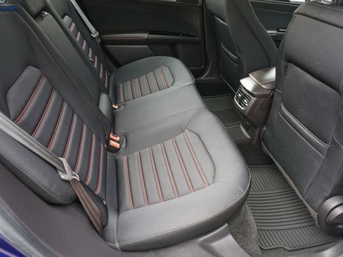 Used 2013 Ford Fusion SE image 21