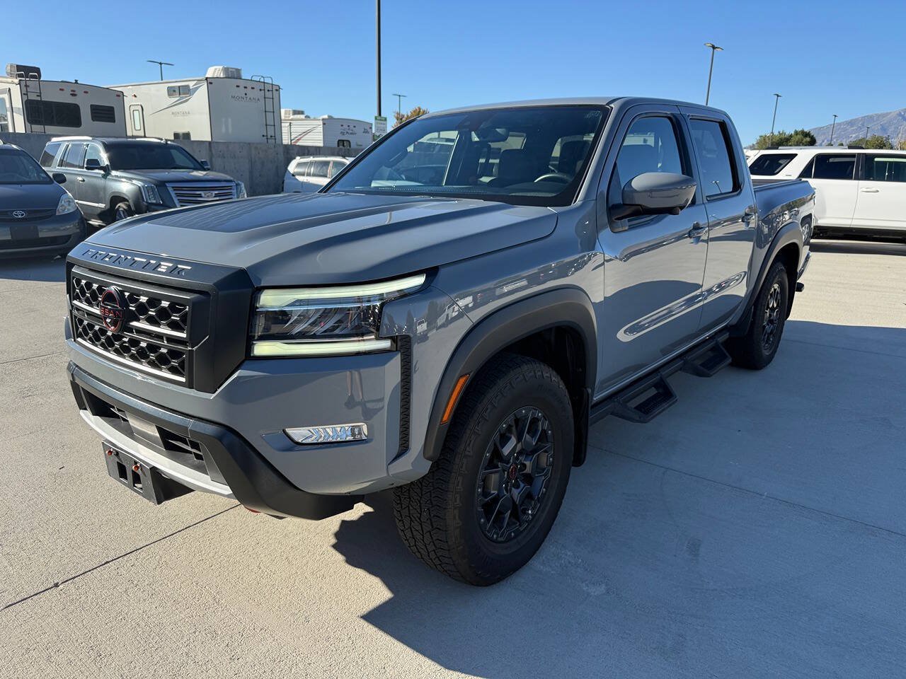 Used 2023 Nissan Frontier PRO-4X w/ Pro-4X Premium Package AWD/4WD image 7