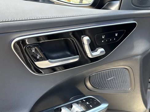Used 2023 Mercedes-Benz C 300 4MATIC Sedan image 22