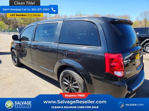 Used 2019 Dodge Grand Caravan GT FWD image 3