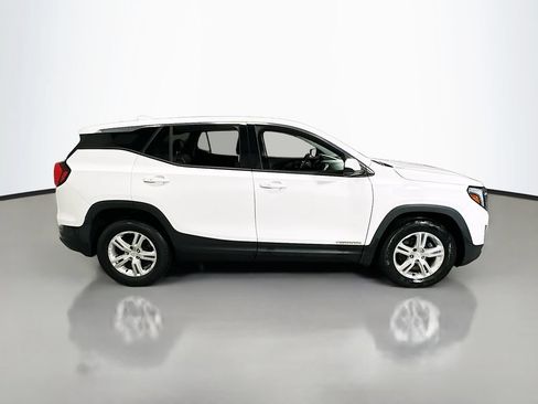 Used 2020 GMC Terrain SLE w/ LPO, Floor Liner Package AWD/4WD image 8