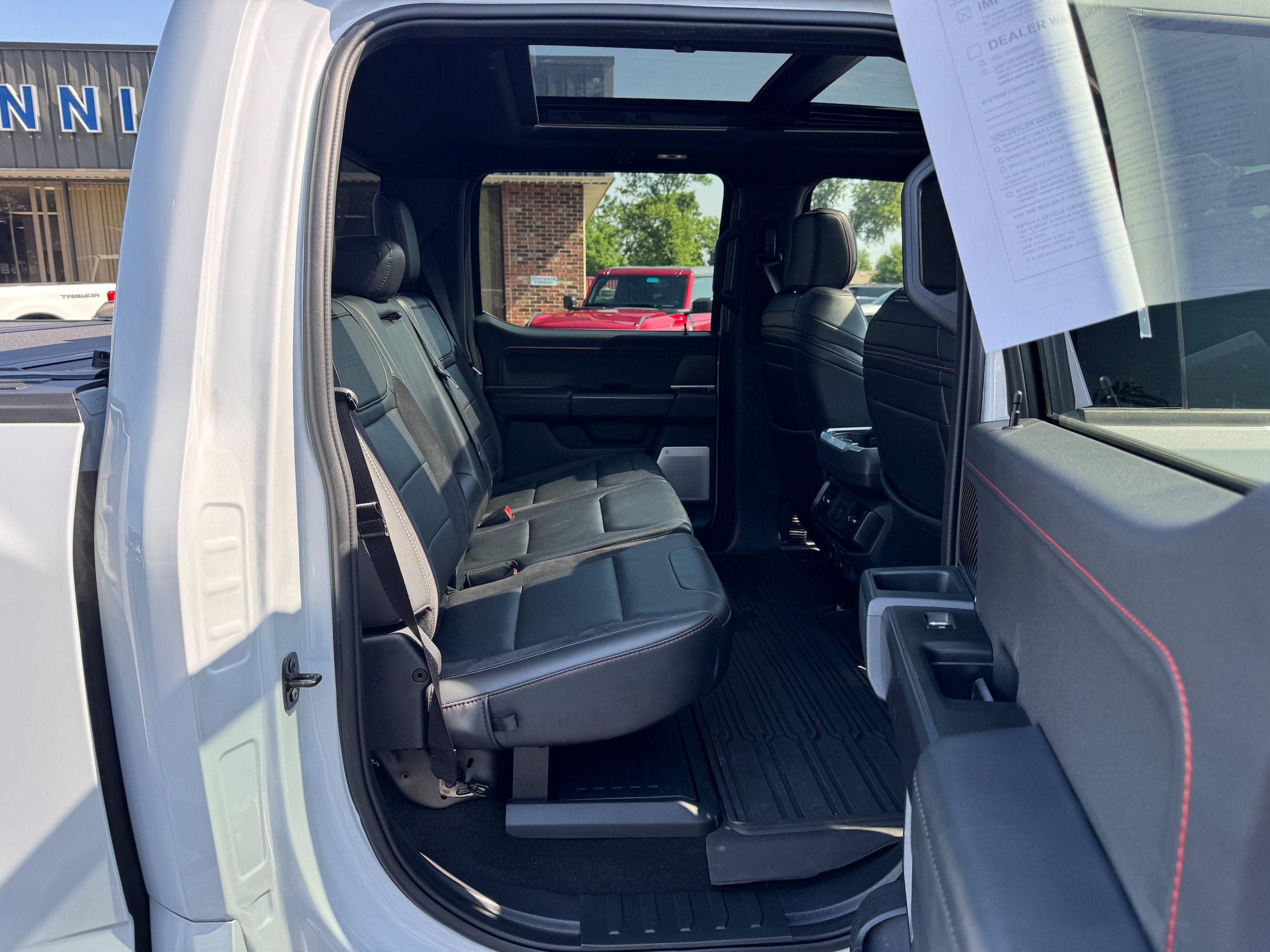 Used 2025 Ford F150 Raptor AWD/4WD image 14
