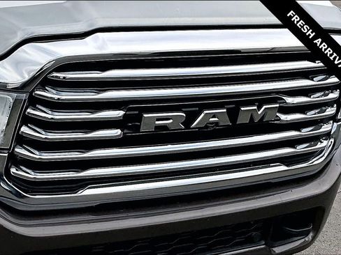 Used 2019 RAM 3500 Limited w/ Max Tow Package image 33