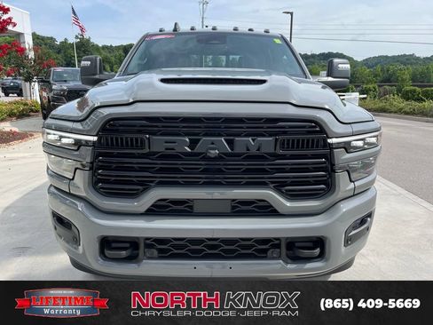 New 2026 RAM 2500 Laramie AWD/4WD image 32