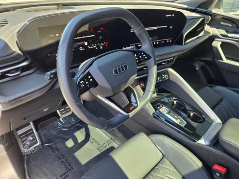 Used 2025 Audi SQ5 Premium Plus w/ Premium Plus Package AWD/4WD image 19