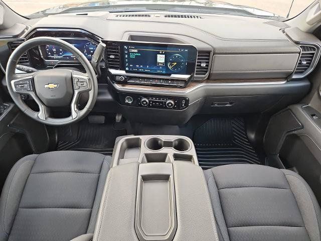 Used 2023 Chevrolet Silverado 1500 LT AWD/4WD image 18