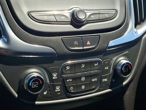 Certified 2023 Chevrolet Equinox LT AWD/4WD image 15