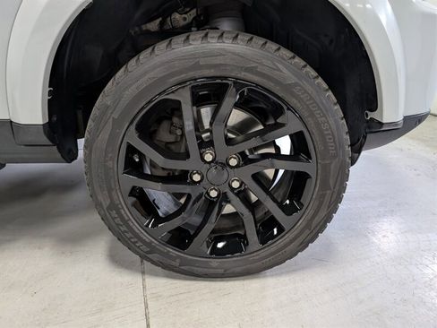 Used 2016 Land Rover LR4 HSE image 12