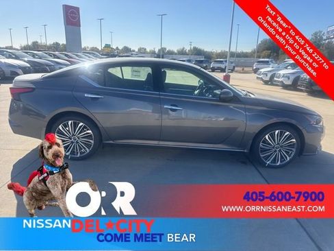 New 2025 Nissan Altima 2.5 SL image 6