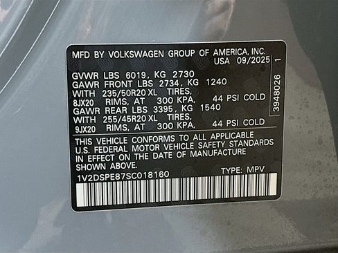 New 2025 Volkswagen ID.4 Pro image 30