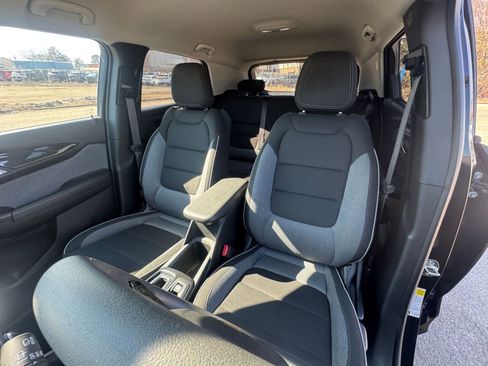 Used 2025 Chevrolet TrailBlazer LT image 37