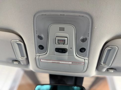Used 2019 Toyota Prius Limited w/ Carpet Mat Package FWD image 56