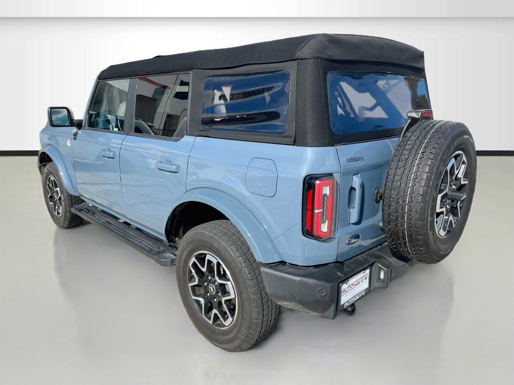 Used 2024 Ford Bronco Outer Banks AWD/4WD image 5