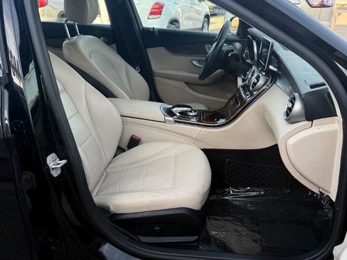 Used 2015 Mercedes-Benz C 300 4MATIC Sedan image 23