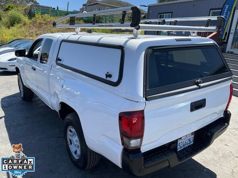 Used 2022 Toyota Tacoma SR RWD image 87