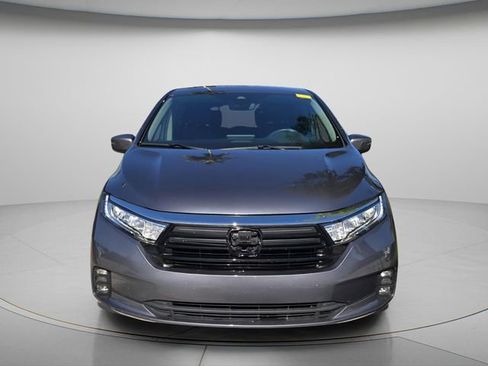 Used 2024 Honda Odyssey EX-L image 3