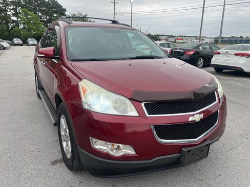 Used 2010 Chevrolet Traverse LT AWD/4WD image 3