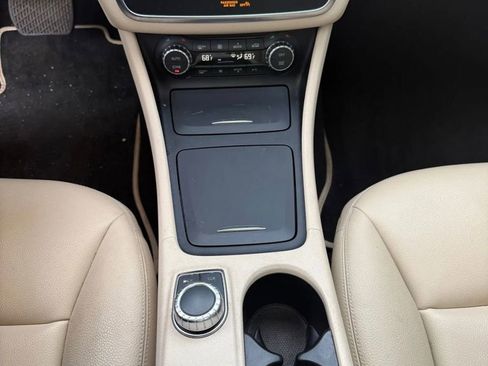 Used 2015 Mercedes-Benz GLA 250 4MATIC image 18