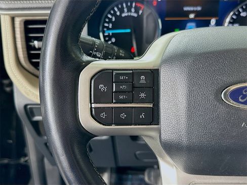 Used 2024 Ford Expedition Limited image 24