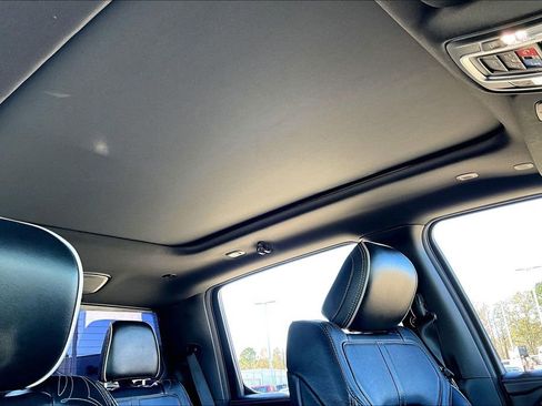 Used 2020 RAM 1500 Limited image 23