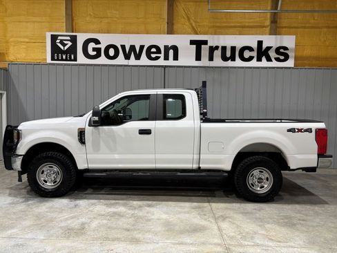 Used 2020 Ford F250 XL w/ Power Equipment Group image 2