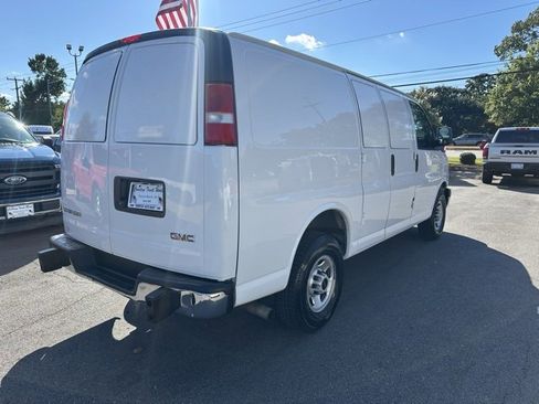 Used 2020 GMC Savana 2500 w/ Driver Convenience Package image 7