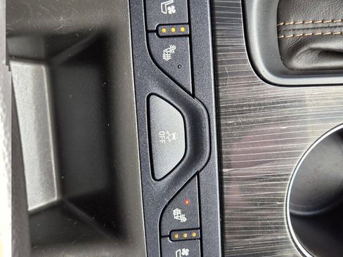 Used 2020 Chevrolet Impala Premier w/ Premier Convenience Package FWD image 35