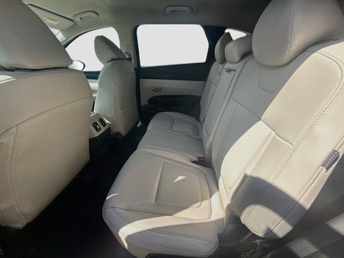 New 2026 Hyundai Tucson SEL Plus w/ Tow & Go Package FWD image 18