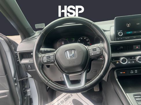 Certified 2025 Honda CR-V Sport image 12