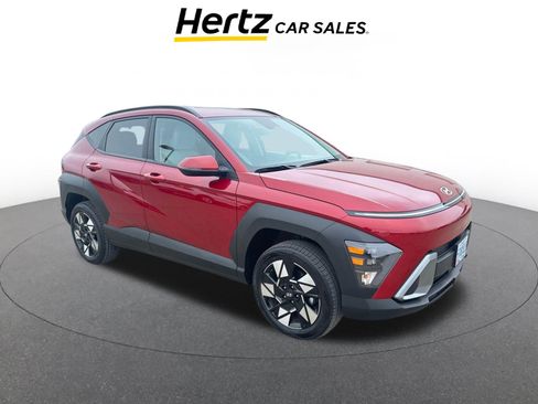 Used 2025 Hyundai Kona SEL image 1