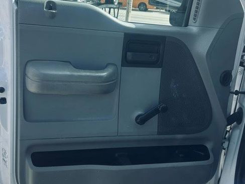 Used 2005 Ford F150 STX RWD image 9