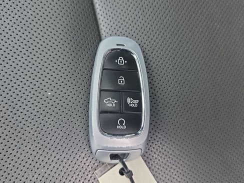Used 2023 Hyundai Santa Cruz Limited w/ Cargo Package AWD/4WD image 37