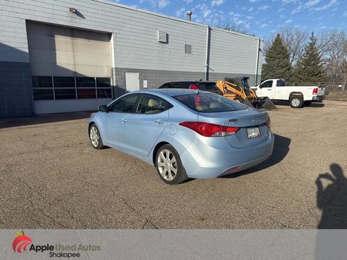 Used 2012 Hyundai Elantra Limited w/ Technology Pkg 5 image 4