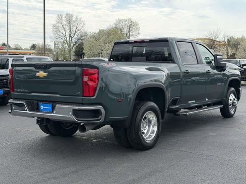 Used 2026 Chevrolet Silverado 3500 LT w/ All Star Edition image 2