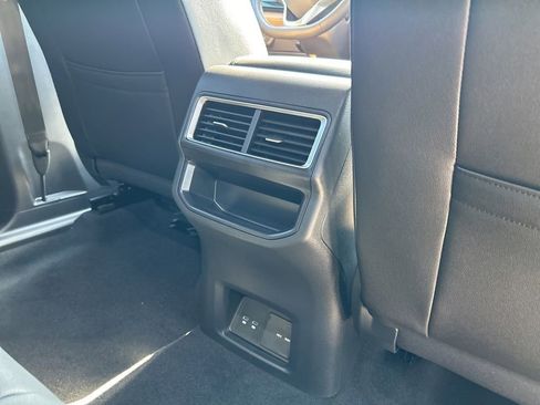 New 2026 Volkswagen Atlas Cross Sport SE image 49